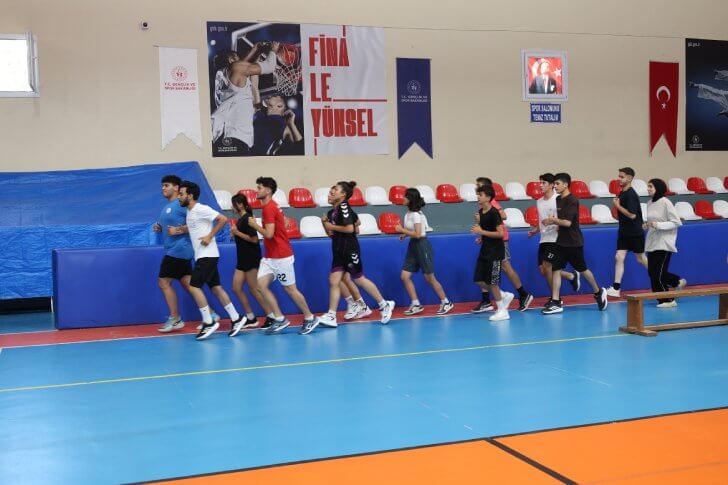 Hbb Spor Kurslarıyla Gençlerin Başarısına Güç Katıyor